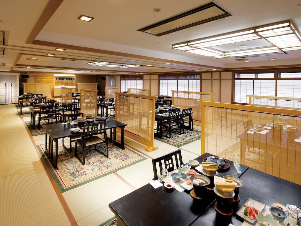 ホテル 甲斐路 笛吹市 エクステリア 写真