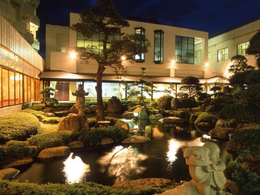 ホテル 甲斐路 笛吹市 エクステリア 写真